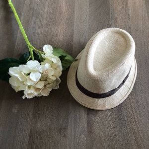 Linen beach hat